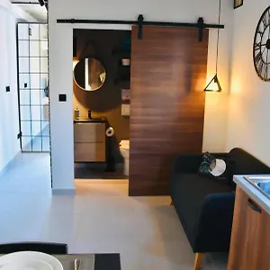 Chic Penthouse Industrial-style Mosta